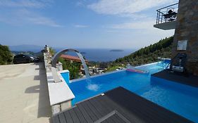 Sky Sea Resort & Villas