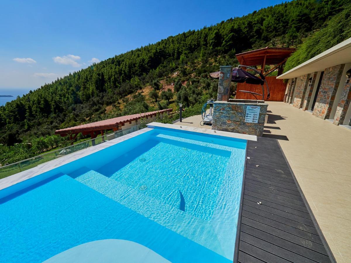 Sky Sea Resort & Villas Megali Ammos  Exterior photo