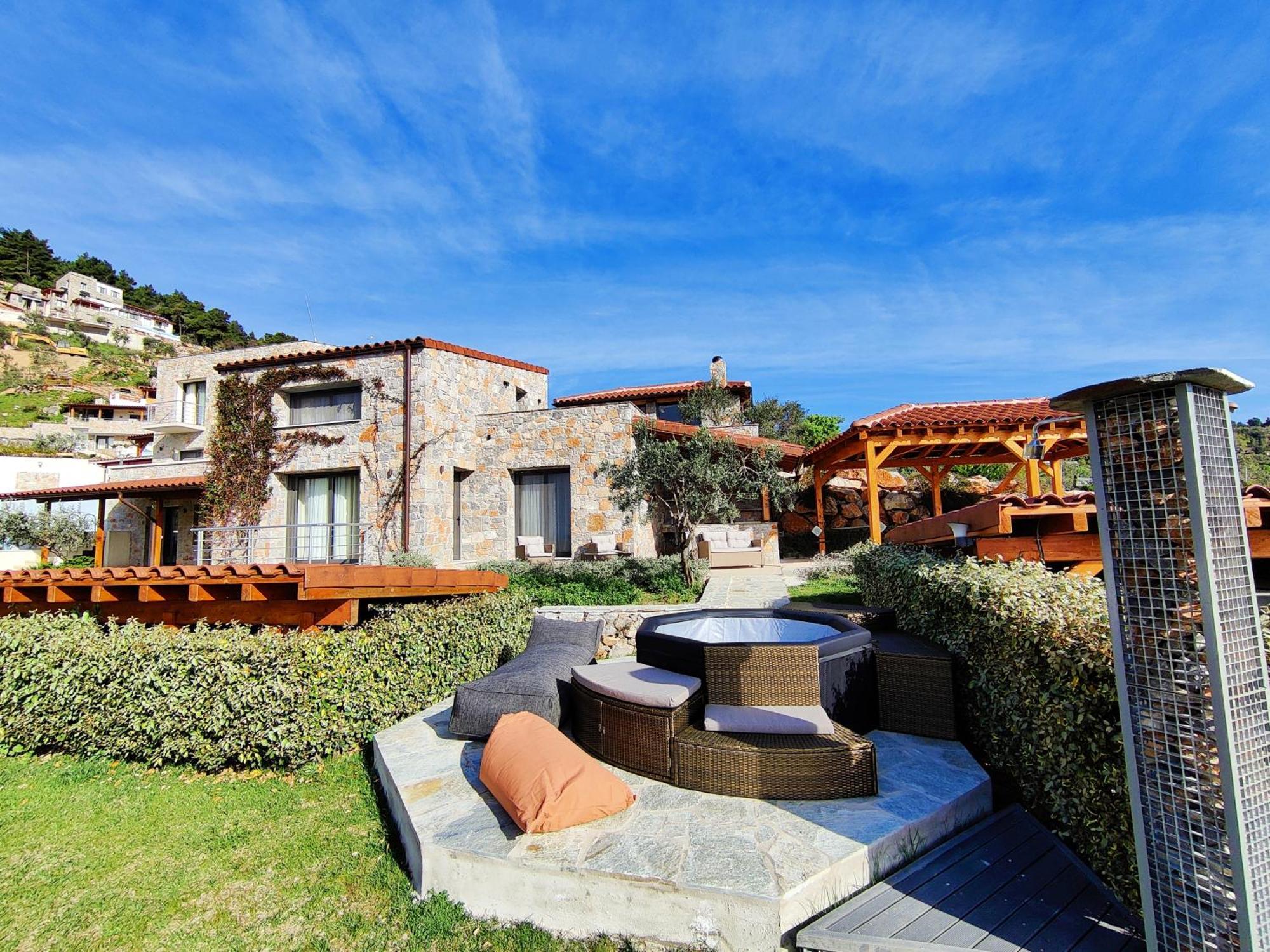 Sky Sea Resort & Villas Megali Ammos  Exterior photo
