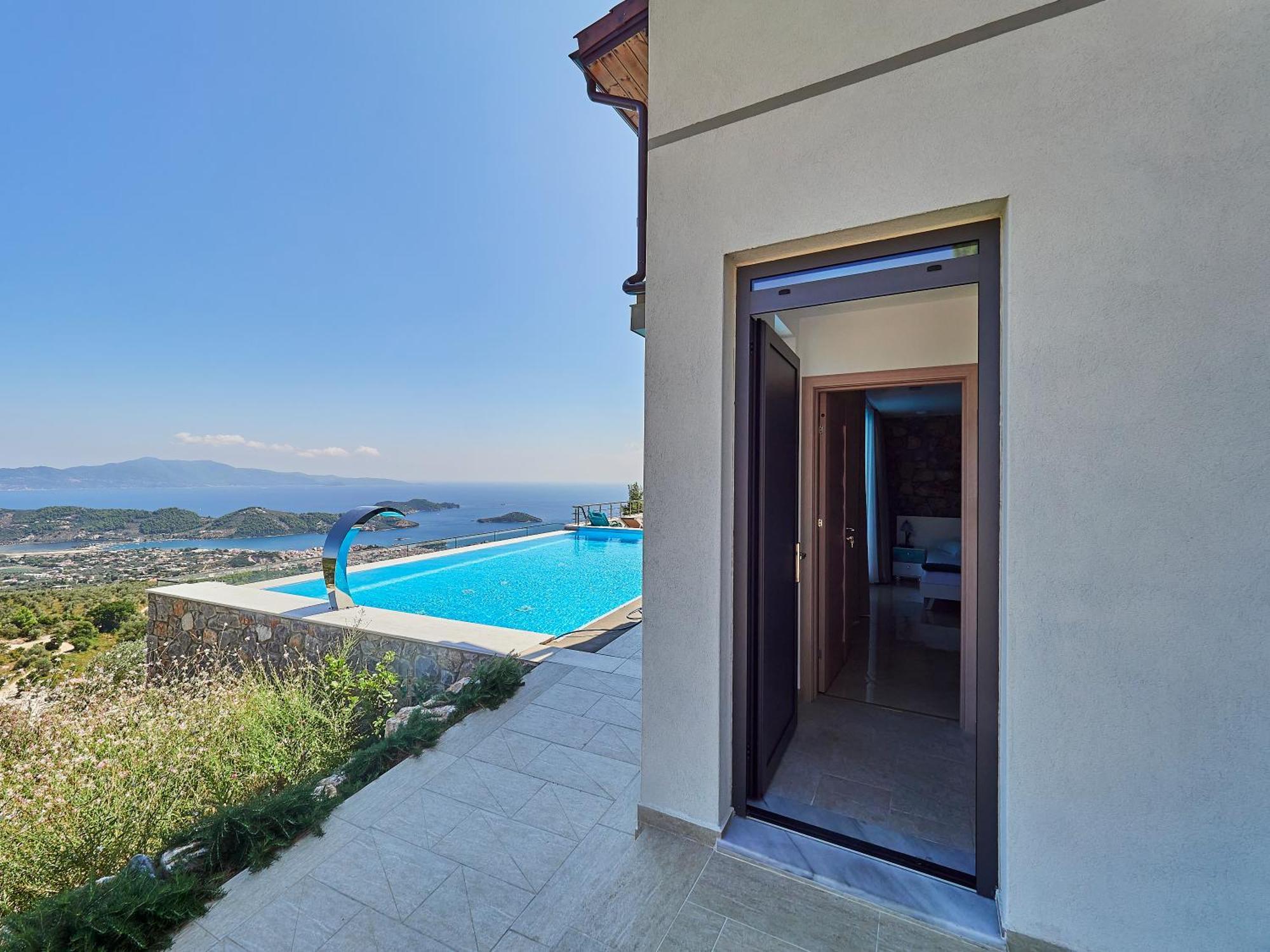 Sky Sea Resort & Villas Megali Ammos  Exterior photo